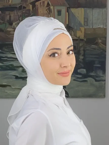 Çırağan Çok Drapeli Gold Taşlı Simli Şifon Hazır Şal - Beyaz